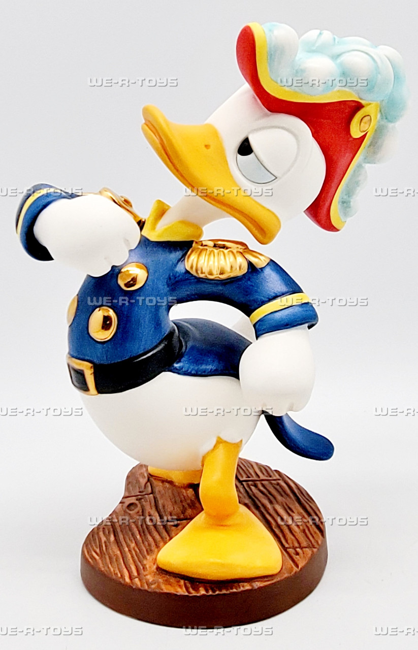 Walt Disney Classics Animator's Choice Admiral Donald Duck Sea