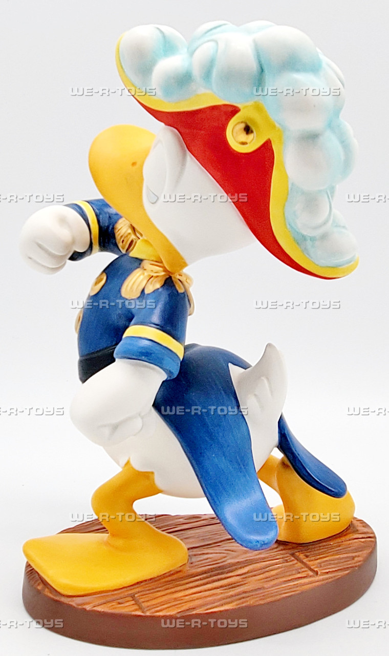 Walt Disney Classics Animator's Choice Admiral Donald Duck Sea
