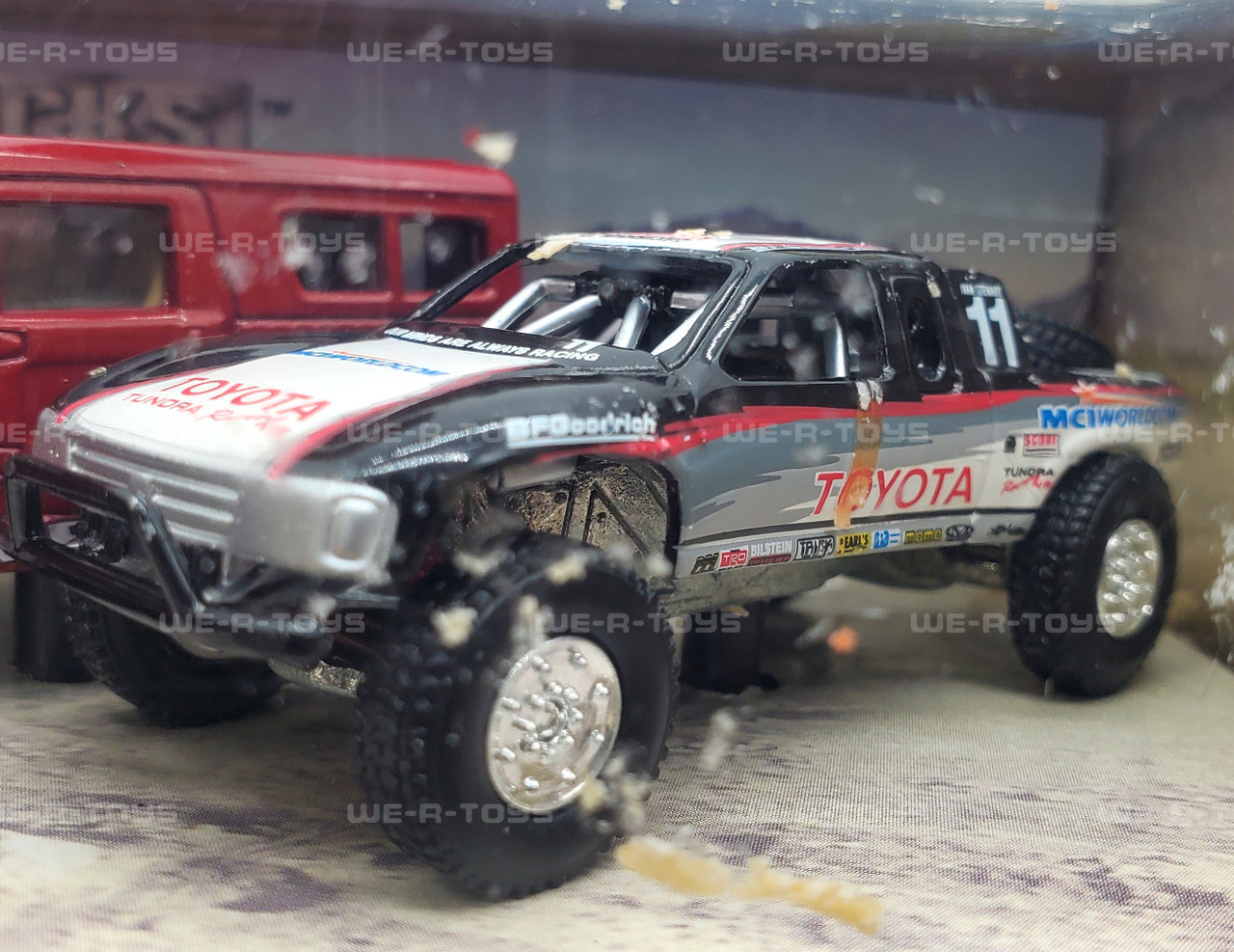 Hot Wheels Collectibles Xtreme Trucks Set Hummer & Baja Racer