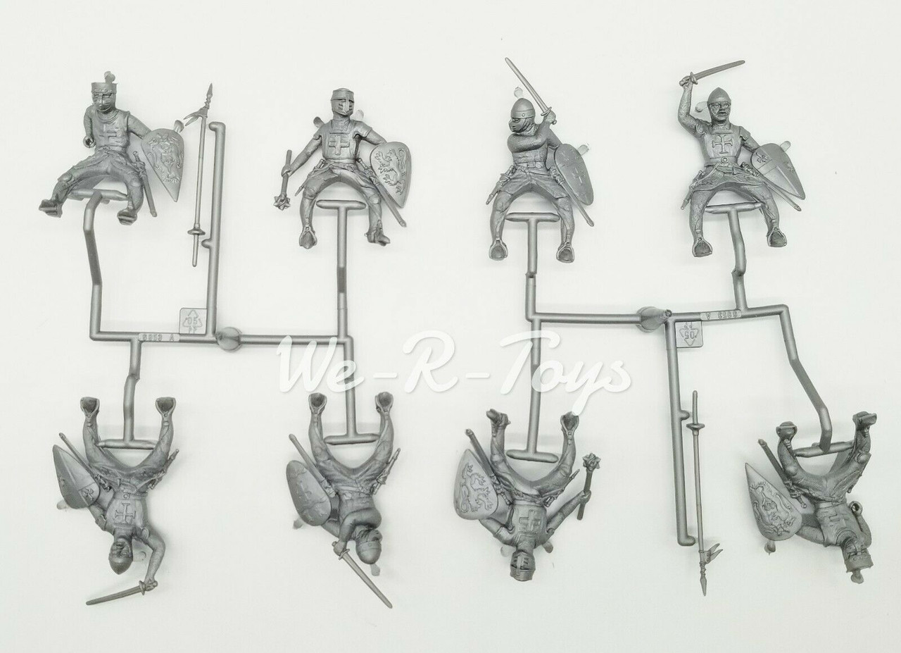Italeri Crusaders The Knights Historics 1:32 Unpainted Figures
