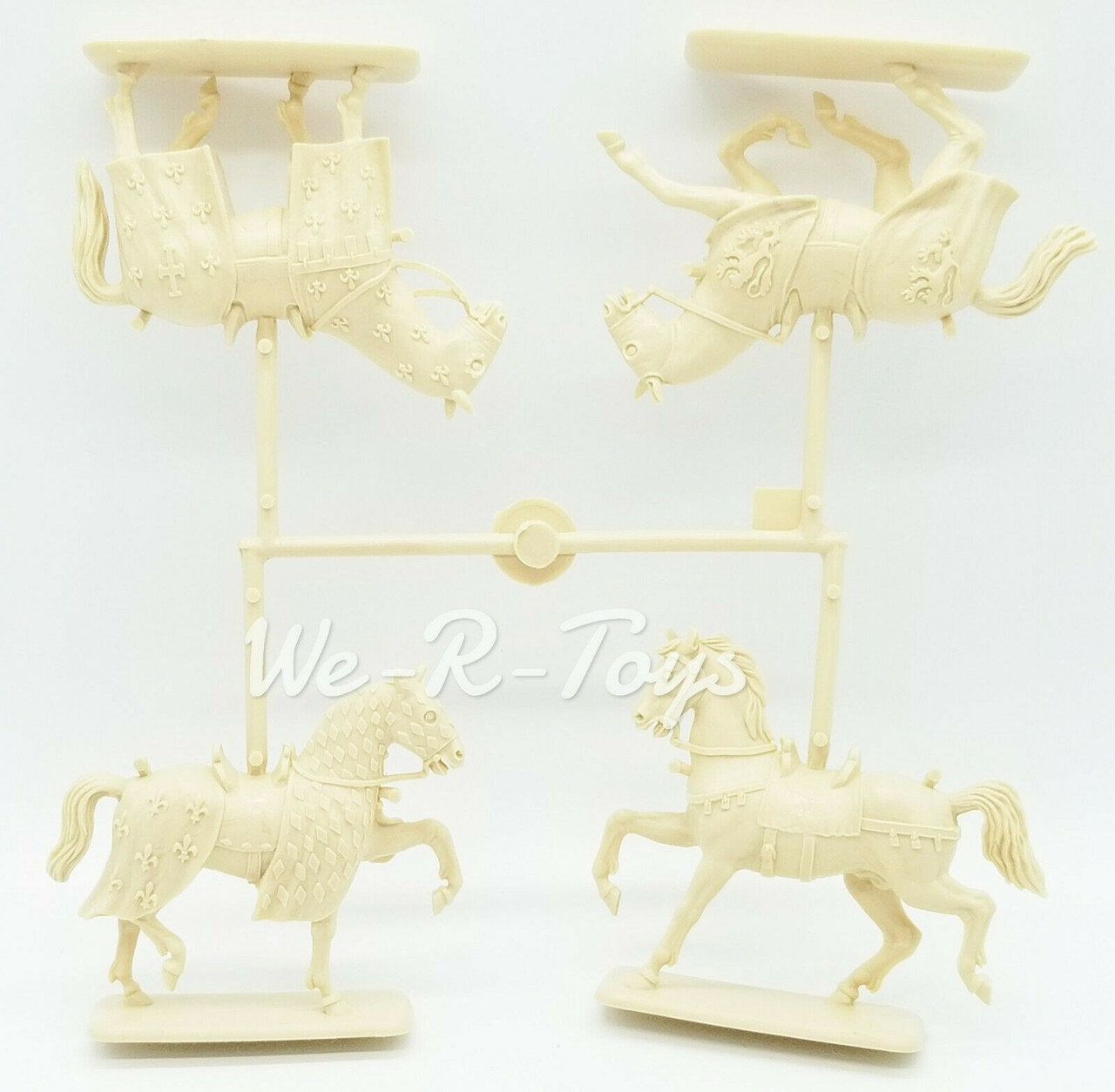 Italeri Crusaders The Knights Historics 1:32 Unpainted Figures