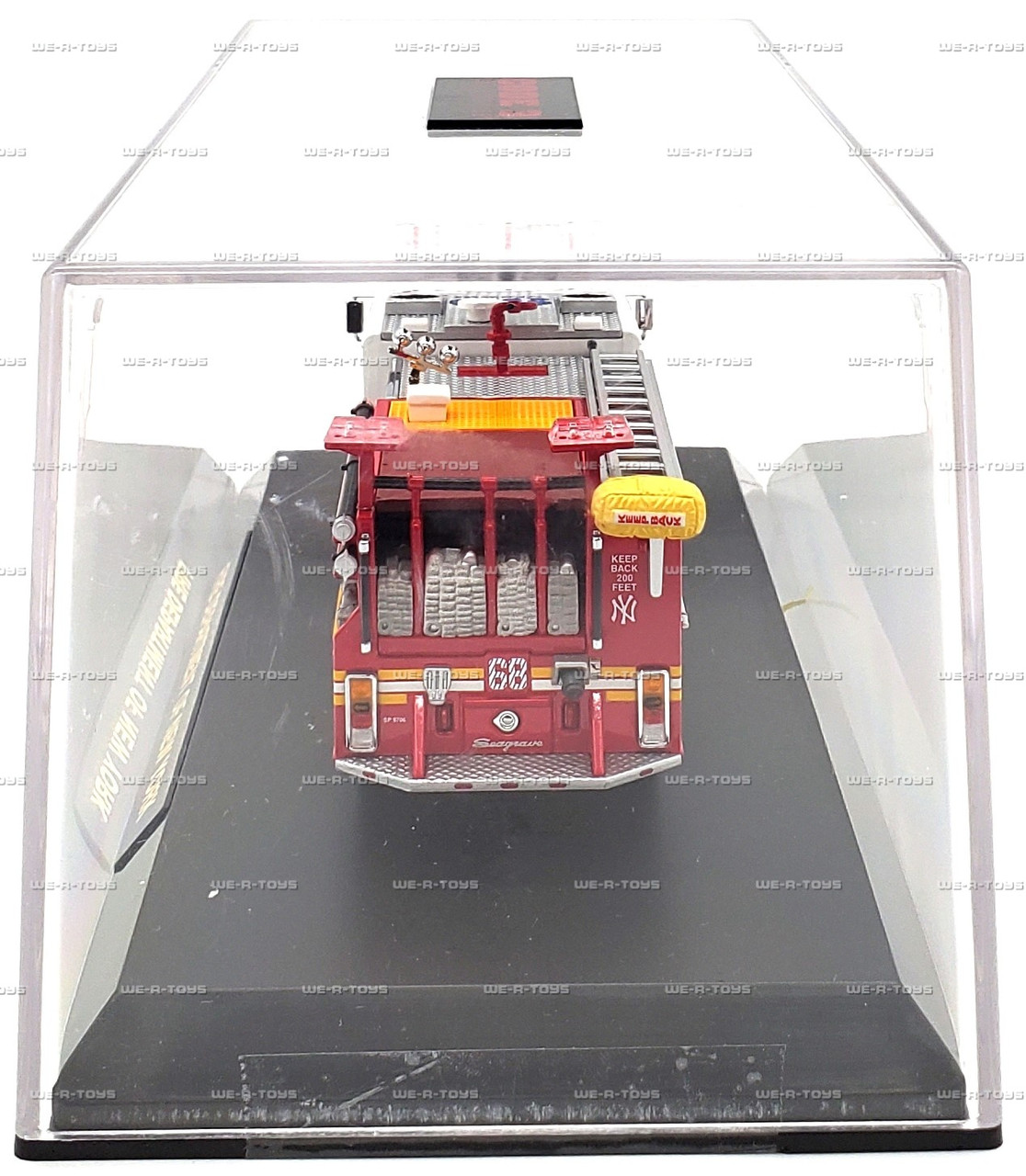 Code 3 FDNY Engine 68 Yankees Seagrave Pumper Limited Edition 2004