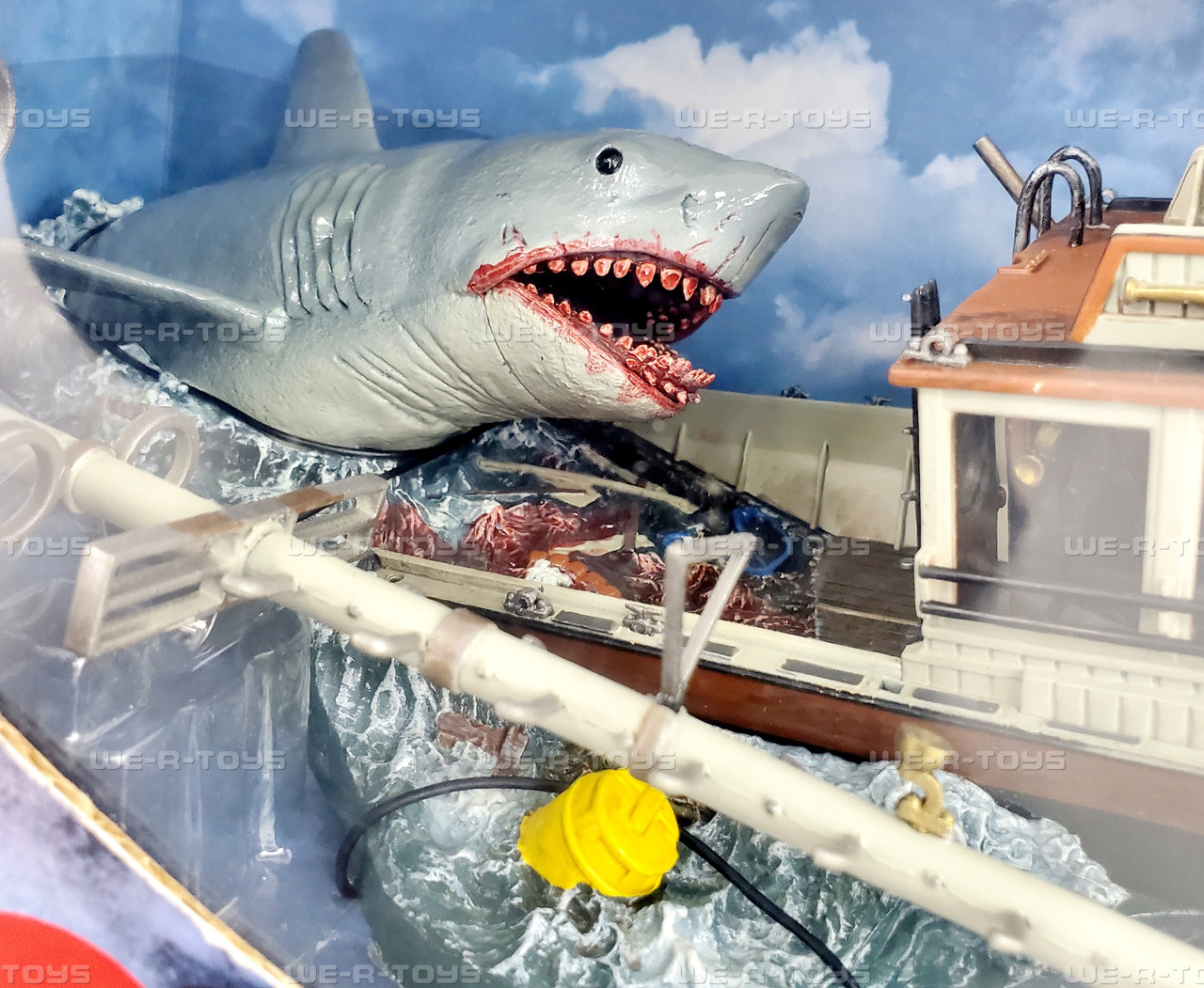 McFarlane Movie Maniacs Series Jaws Deluxe Box Set with Shark 7310