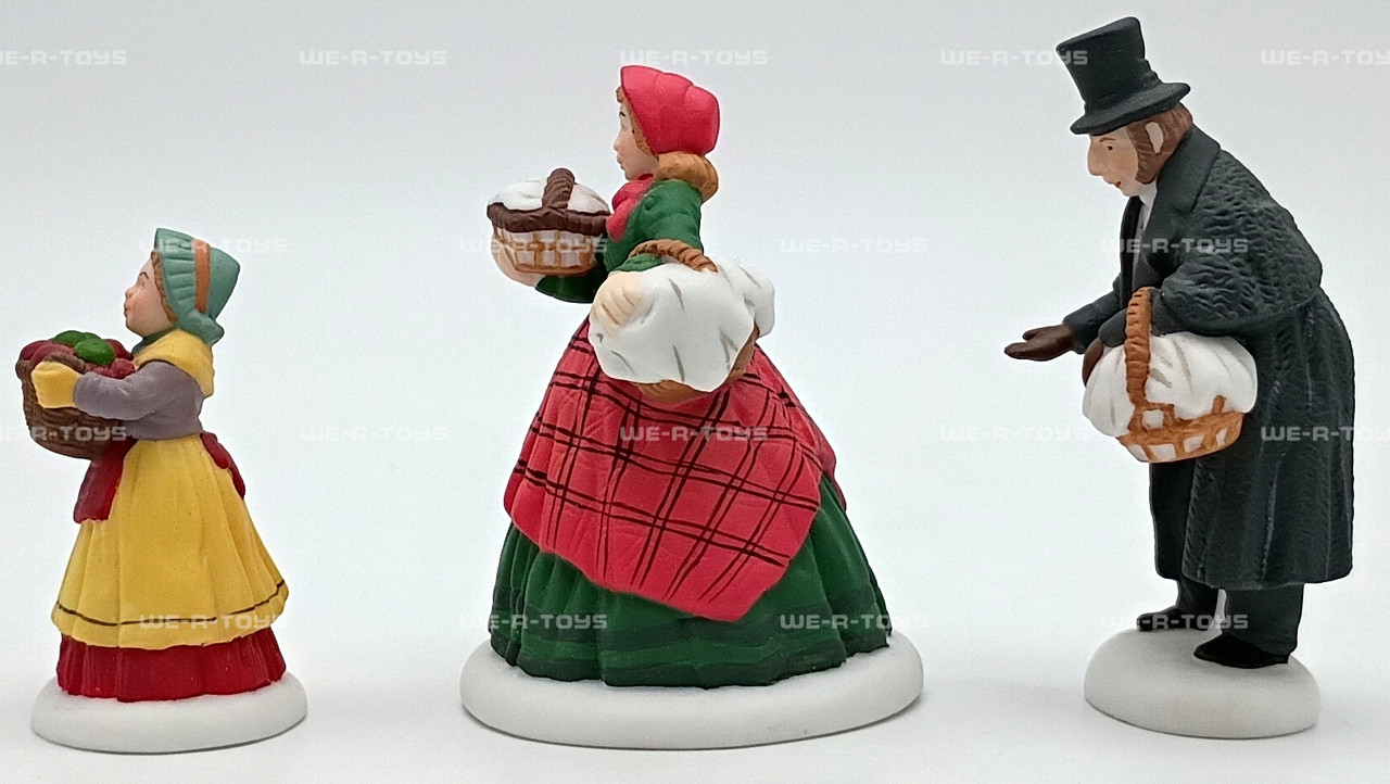 Department 56 Heritage Village Collection Spirit of Giving Set of