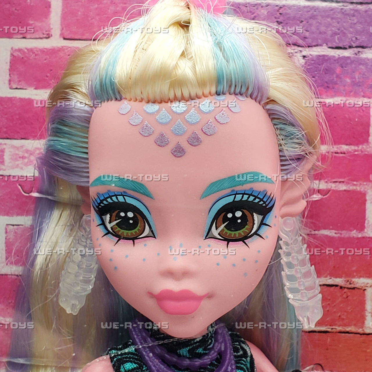 Monster High Lagoona Blue Doll with Neptuna and Accessories 2025
