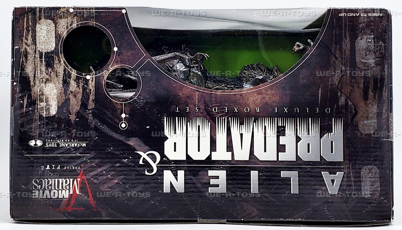 Movie Maniacs Series 5 Deluxe Alien & Predator Figure Set