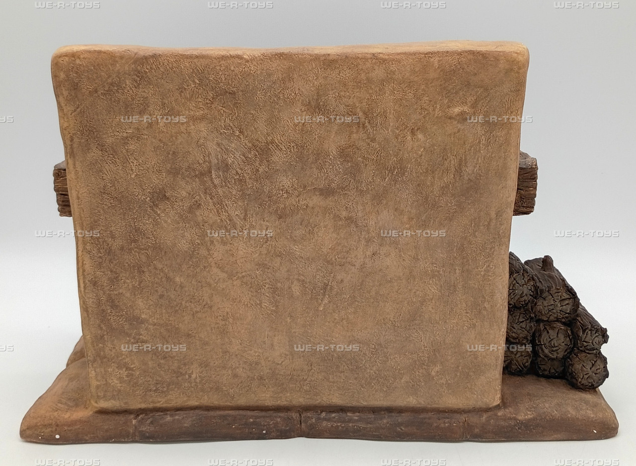 Walt Disney Classics Collection The Dwarfs' Hearth Figure Snow