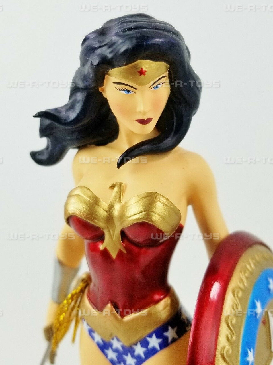 DC Universe Online Wonder Woman Statue 7.8