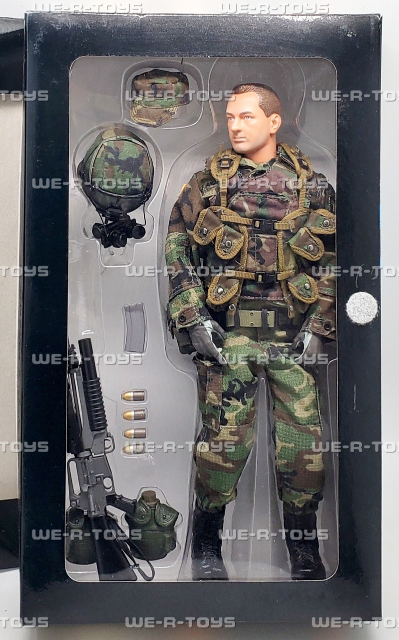 Screaming Eagle 101st Airborne Air Assault Grenadier Kevin Figure