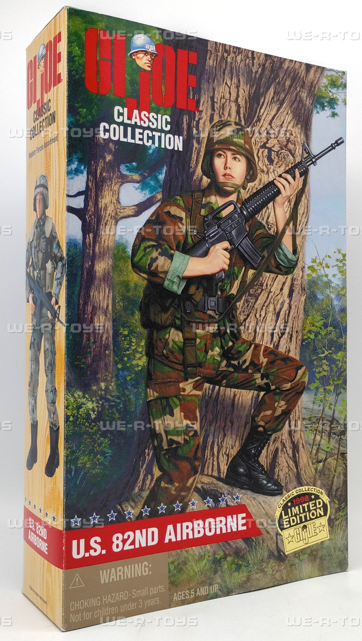 GI Joe Classic Collection U.S. 82nd Airborne Female Soldier Action