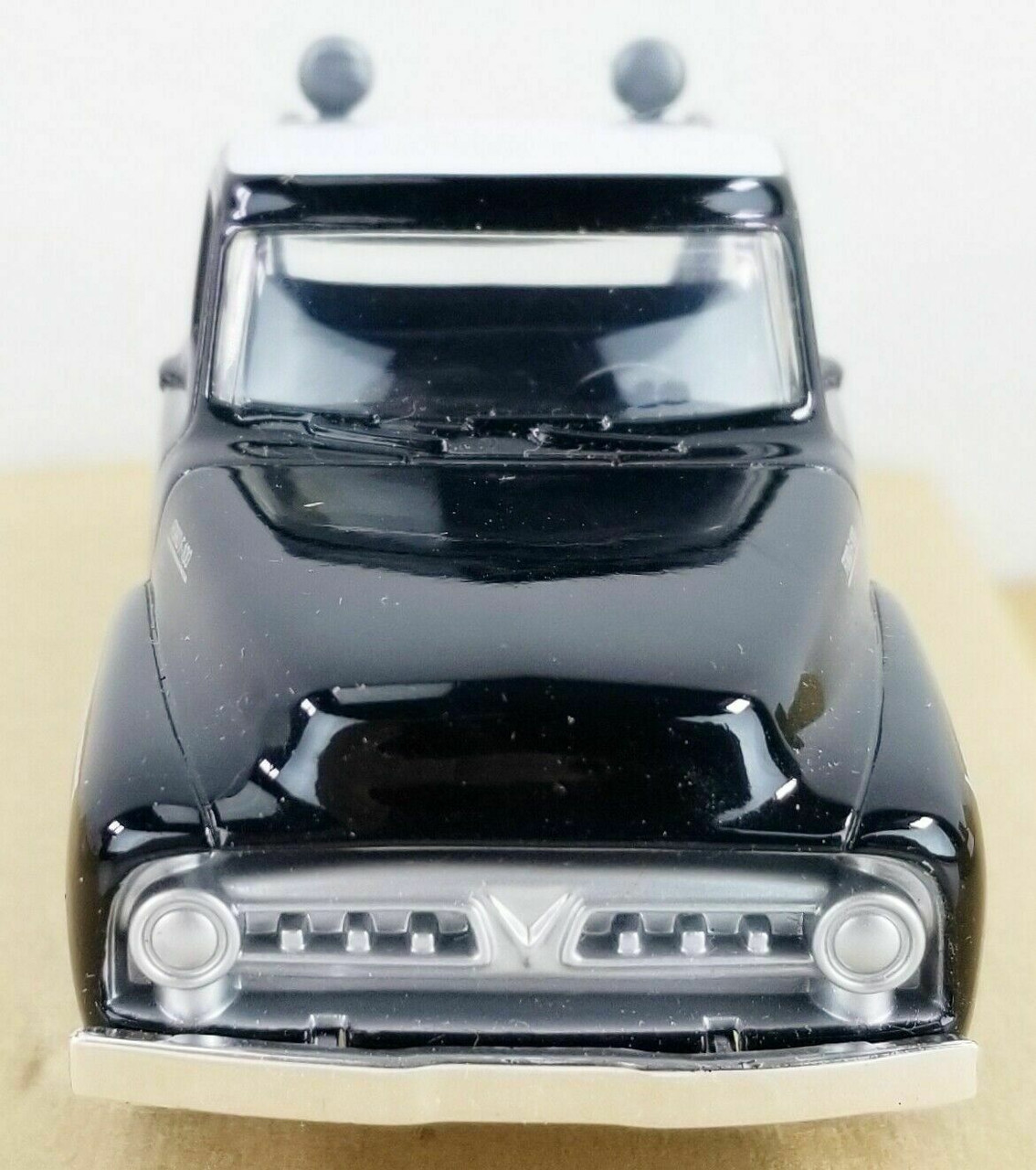 Matchbox Collectibles Texaco Roadside Service 1953 Model Truck