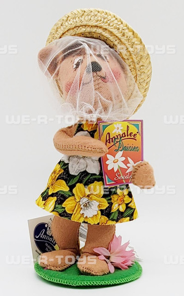 Annalee Mobilitee Dolls Garden Bear 8 Wired Doll No 854801 Used