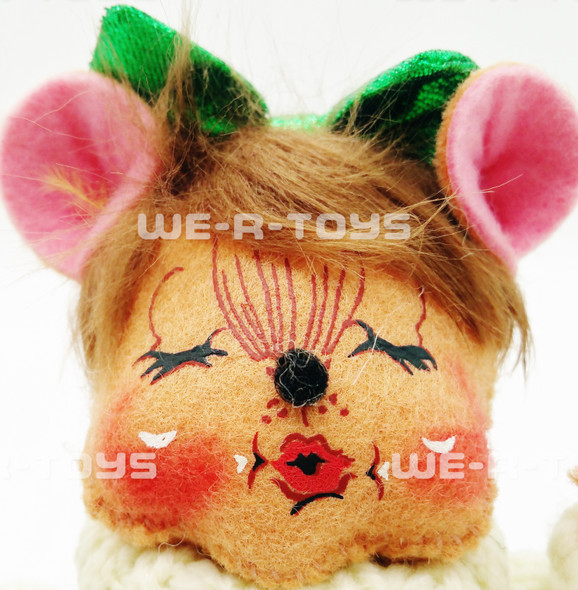 Annalee Kiss Me I'm Irish Mouse 6" Wired Doll 151209