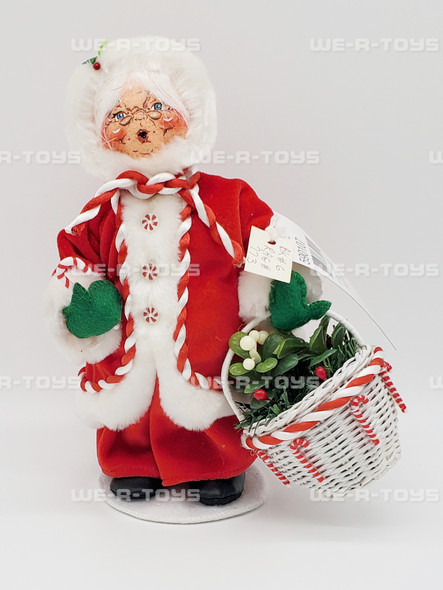 Annalee Peppermint Mrs. Santa Claus 9" Wired Doll 2007 No 590107