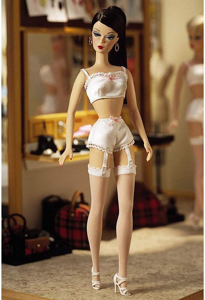 Lingerie Barbie Silkstone Doll #2 Brunette Gold Label BFMC 2000 Mattel 26931