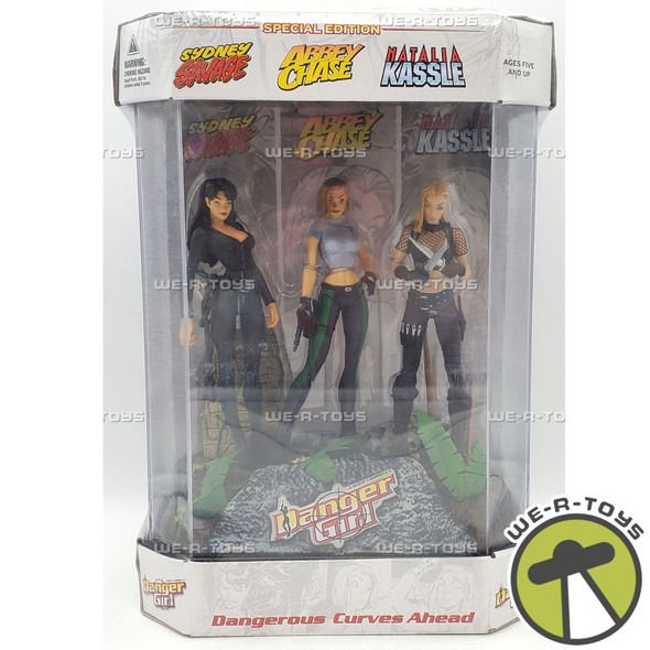 McFarlane Toys Danger Girl Display Case 3-Figure Special Edition Set 2000 NEW
