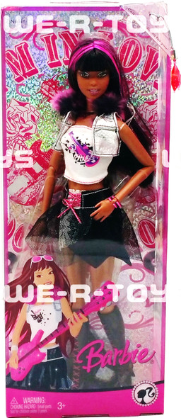 Barbie Fashion Fever Rock Star Nikki Doll Pink Highlights 2008 Mattel M9323 NEW