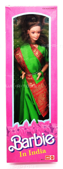 Barbie in India Doll Green and Red Saree Foreign Leo Toys 1993 Mattel 9910 NEW