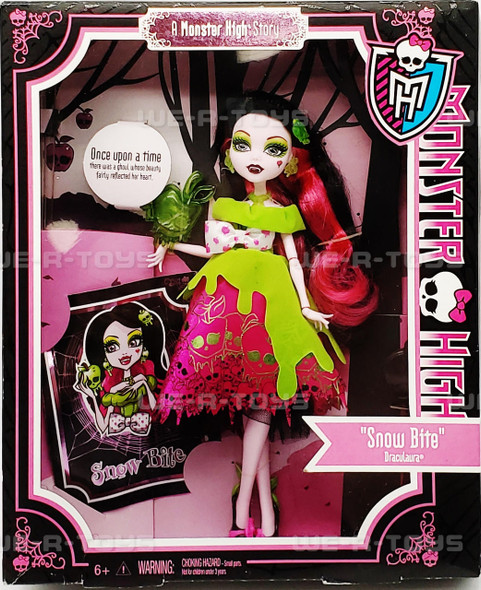  Monster High Scarily Ever After Draculaura as Snow Bite Doll Mattel 2012 #X4484 