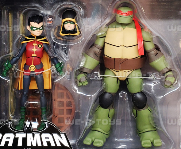 Batman vs Teenage Mutant Ninja Turtles Robin & Raphael Action Figure 2 Pack 2019