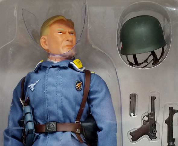 Siegfried Fallschirmjager fjr3 from Dragon Action Figure