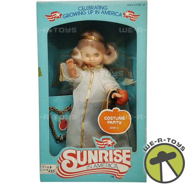 Sunrise in America Costume Party doll & Charm Bracelet 1982 Gatabox 3206-2 NRFB