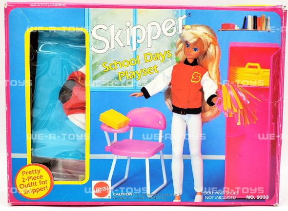 Barbie Skipper School Days Playset Furniture Desk Locker Books & Outfit