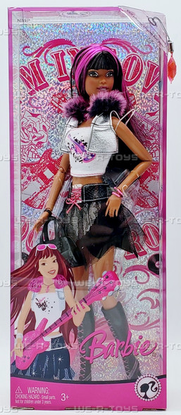 Barbie Fashion Fever Rock Star Nikki Doll AA 2008 Mattel M9323