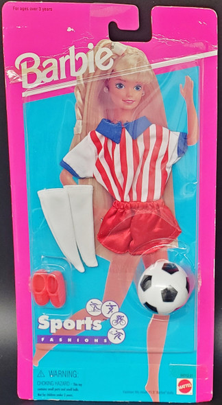 Barbie Sports Fashions Soccer Set with Soccer Ball 1995 Mattel No. 68312-91 NRFP