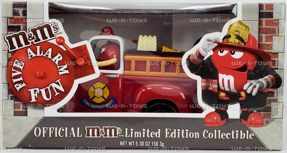  M&M's Fire Truck Candy Dispenser Limited Edition Collectible 2025494 USED 