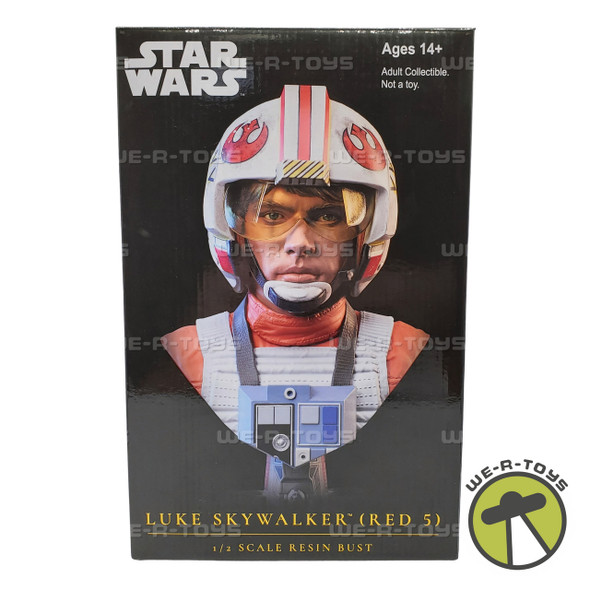 Star Wars Legends in 3D Luke Skywalker Red 5 1/2 Scale Resin Bust #84392 NRFB