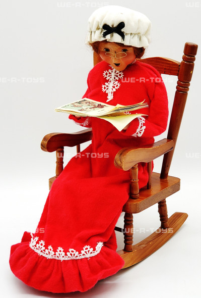 Byers' Choice The Carolers Mother in Rocking Chair Reading Children's Book USED