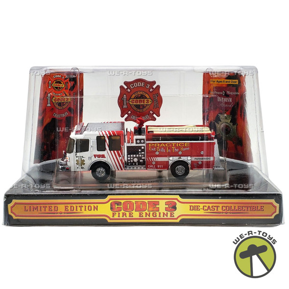 Code 3 Collectors Club Die Cast Fire Engine 2000 Limited Edition #12257 NRFP