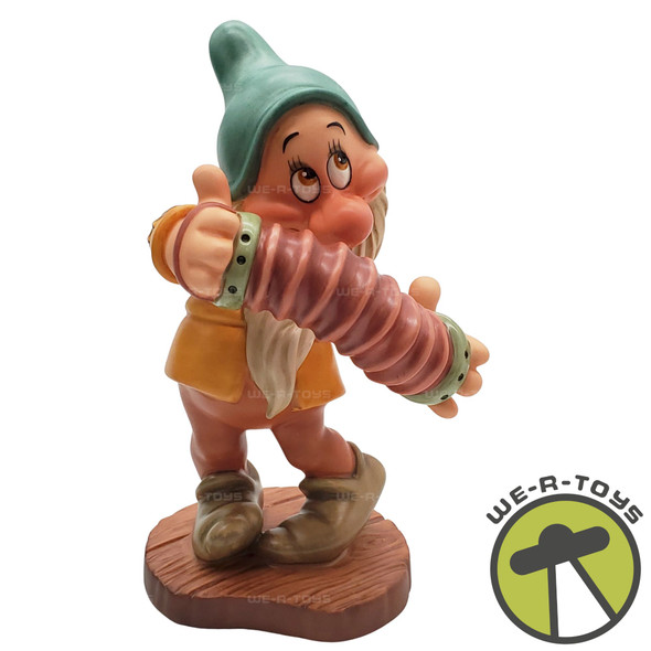 Walt Disney Classics Collection Snow White Bashful Porcelain Figure 2200 NEW