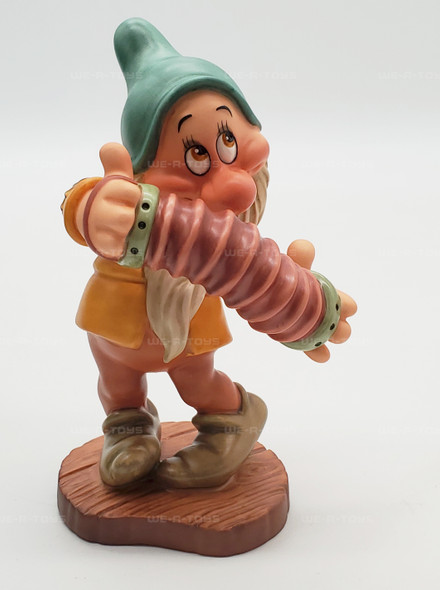 Walt Disney Classics Collection Snow White Bashful Porcelain Figure 2200 NEW