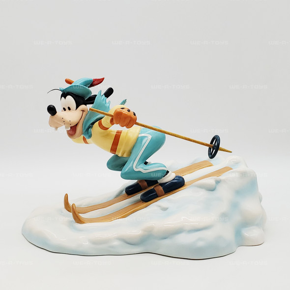 Walt Disney Classics Collection All Downhill From Here Goofy Figure 4005408 NEW