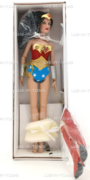 DC Stars Wonder Woman Collectors 13" Doll 2010 Tonner #0540
