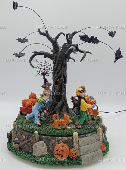 Department 56 Snow Village Halloween Costume Parade With Music & Animation 2002