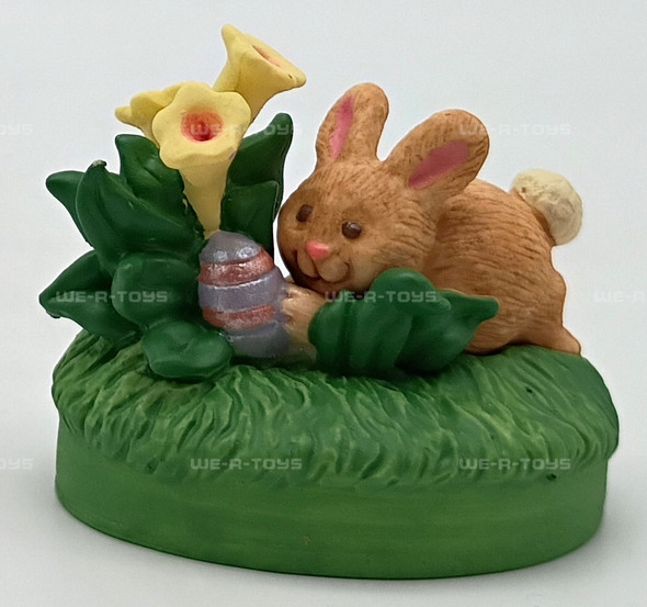Easter Egg Hunt Merry Miniatures Hallmark Figurine 1996 New QSM8024