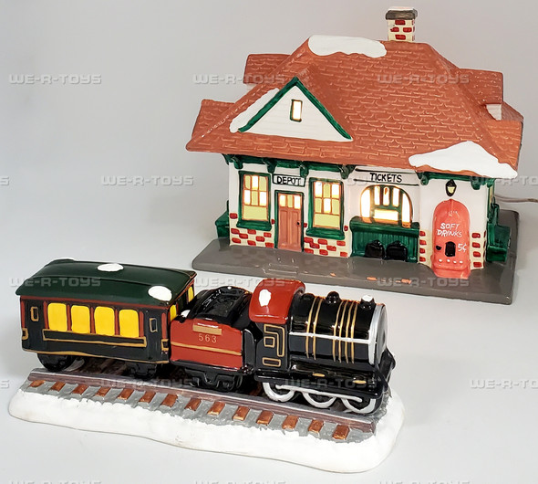 Department 56 Village Station and Train Original Snow Village 51225