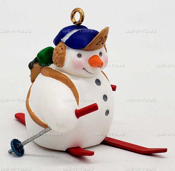 Hallmark Keepsake Miniature Ornament Holiday Fluries 2001