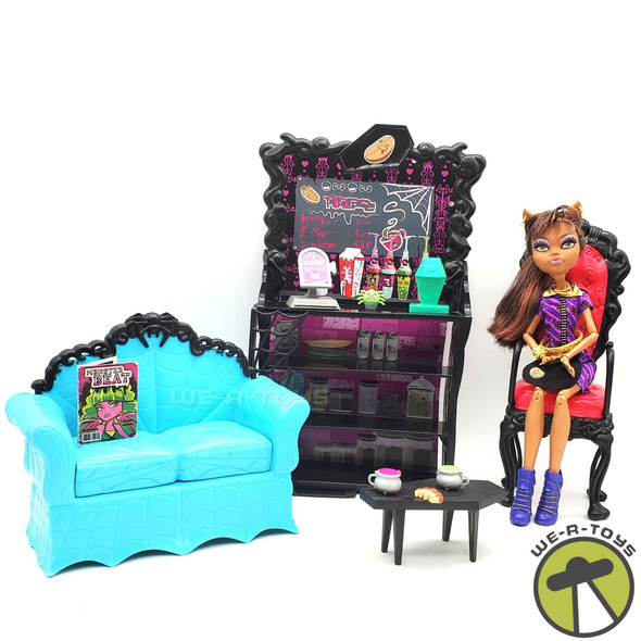 Monster High Playset Coffin Bean With Clawdeen Wolf Doll Mattel X3721 Complete