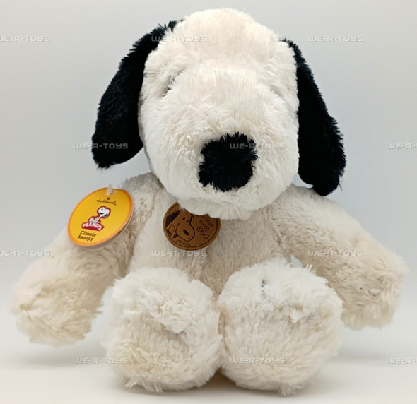 Peanuts Classic Snoopy Happiness Since 1950 Plush 2015 Hallmark PAJ3221