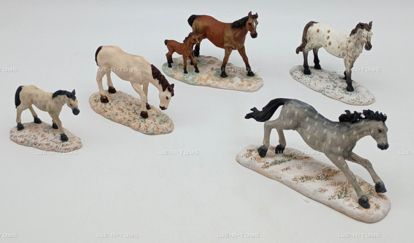 Department 56 Thoroughbreds 1998 Village Accessories Set of 5 #52747