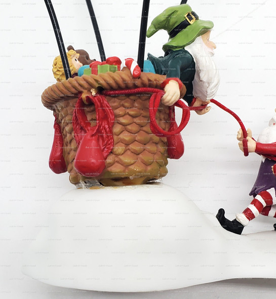 Department 56 Dash Away Delivery Hot Air Balloon North Pole Series #56438