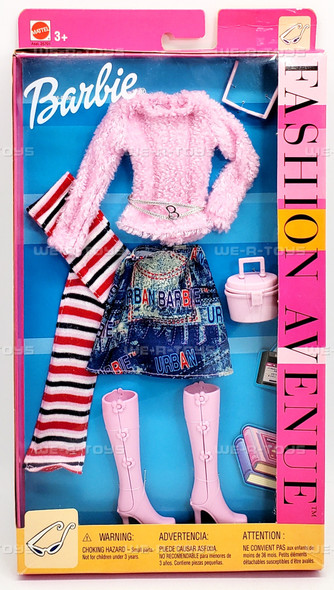 Barbie Fashion Avenue Fuzzy Pink Sweater 2002 Mattel 25701