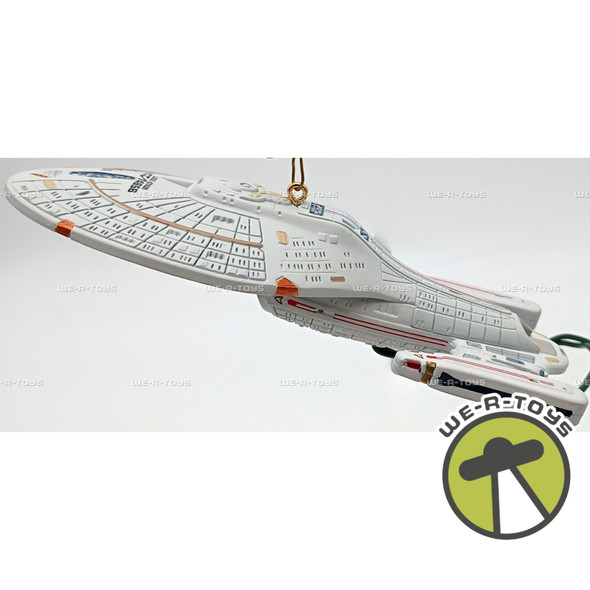 Star Trek USS Voyager 1996 Hallmark Keepsake Magic Ornament QXI7544