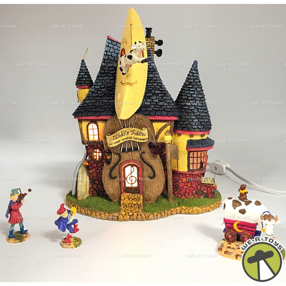 Department 56 H.D. Diddle Fiddles Storybook Village Lighted Building Set #13183