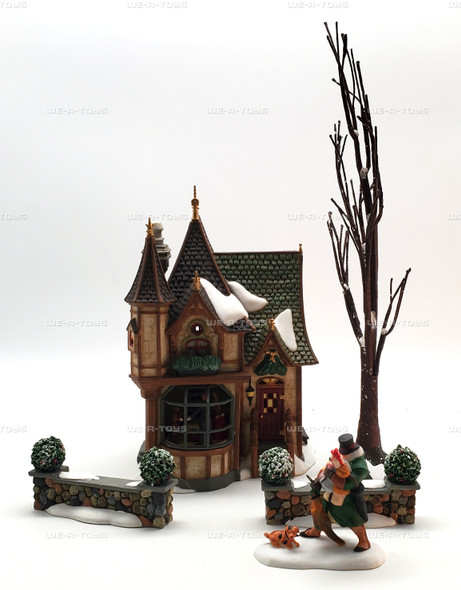 Department 56 1 Royal Court Tree Court Gift Set 8 Piece Set Item No. 58506