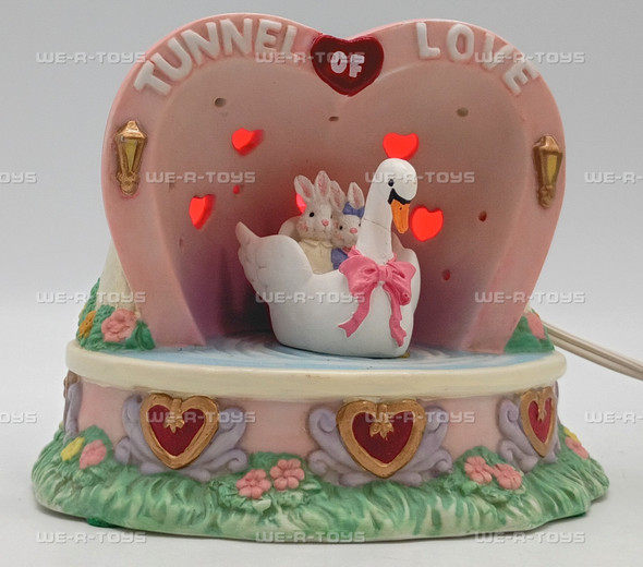 Cottontail Lane Tunnel Of Love Lighted Building 18648 Midwest Of Cannon Falls